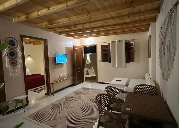 Nada House